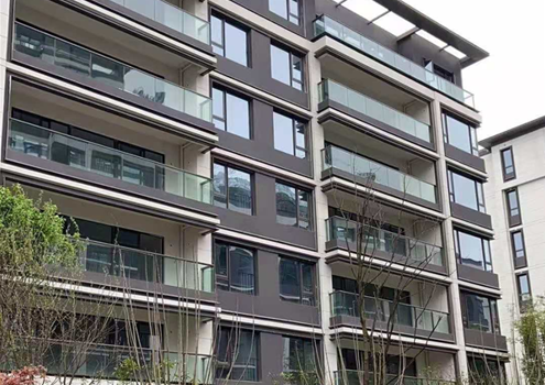中粮·大悦祥云铝合金门窗、栏杆